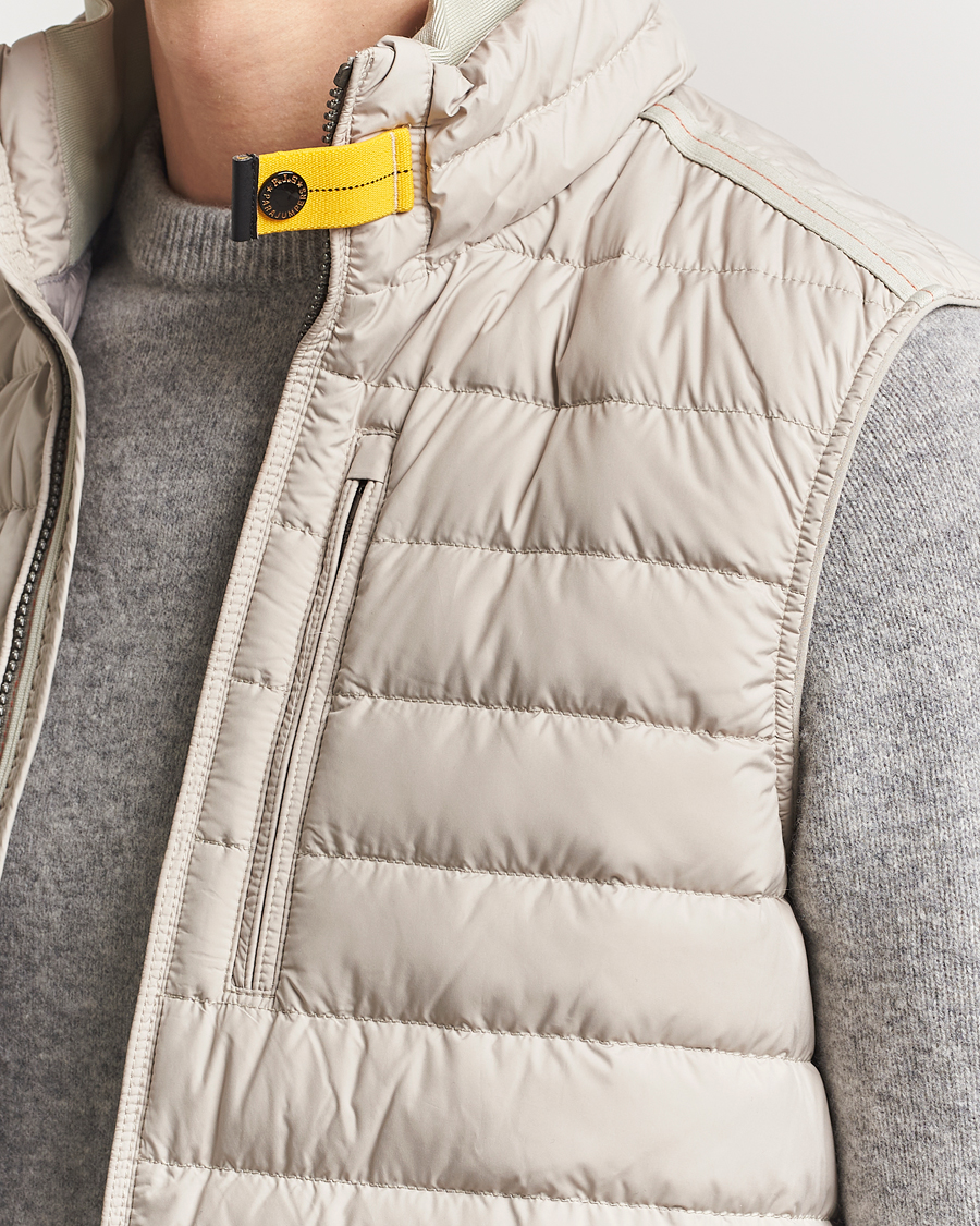 Herr | Västar | Parajumpers | Perfect Super Lightweight Vest Asparagus