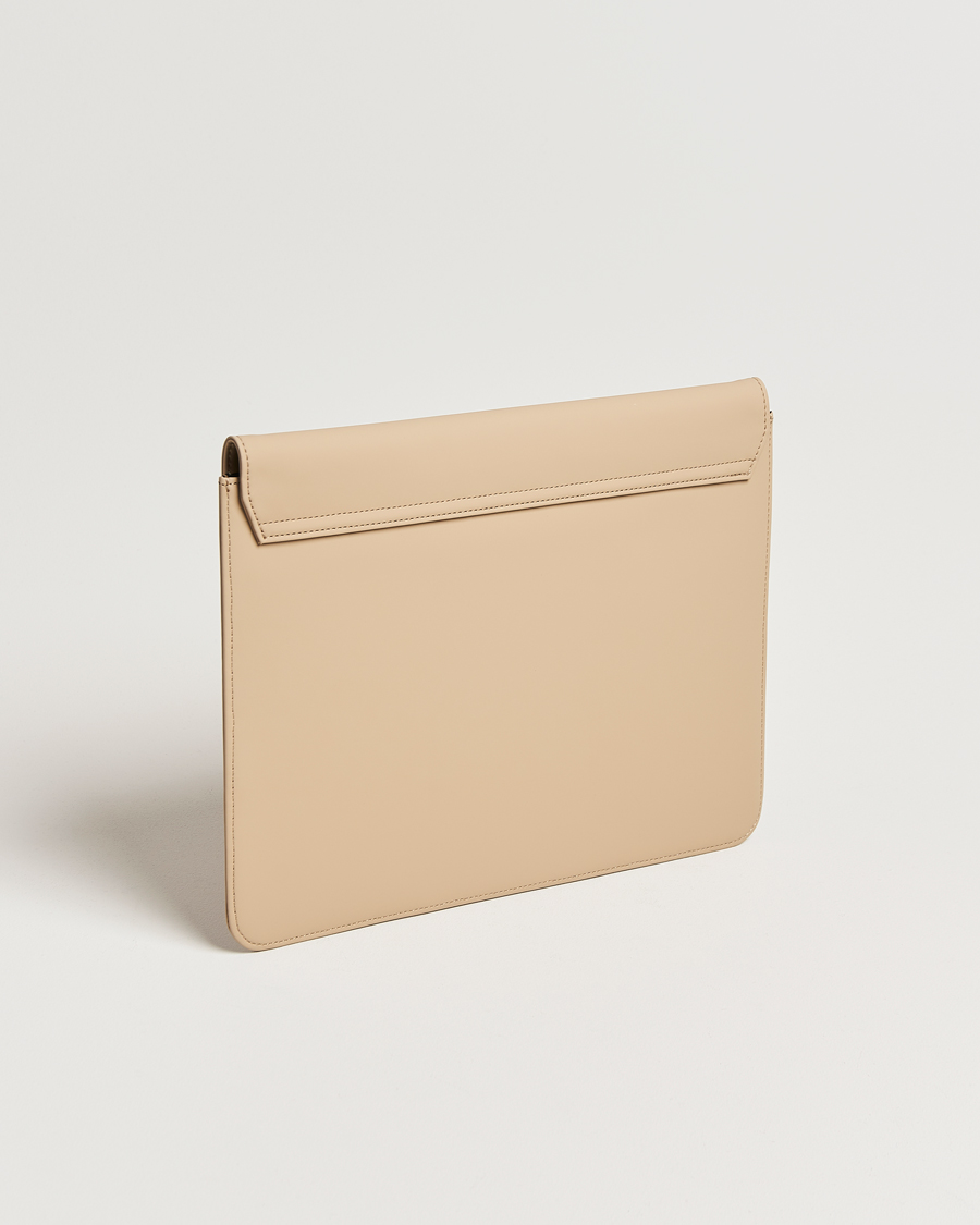 Herr | RAINS Laptop Portfolio 13