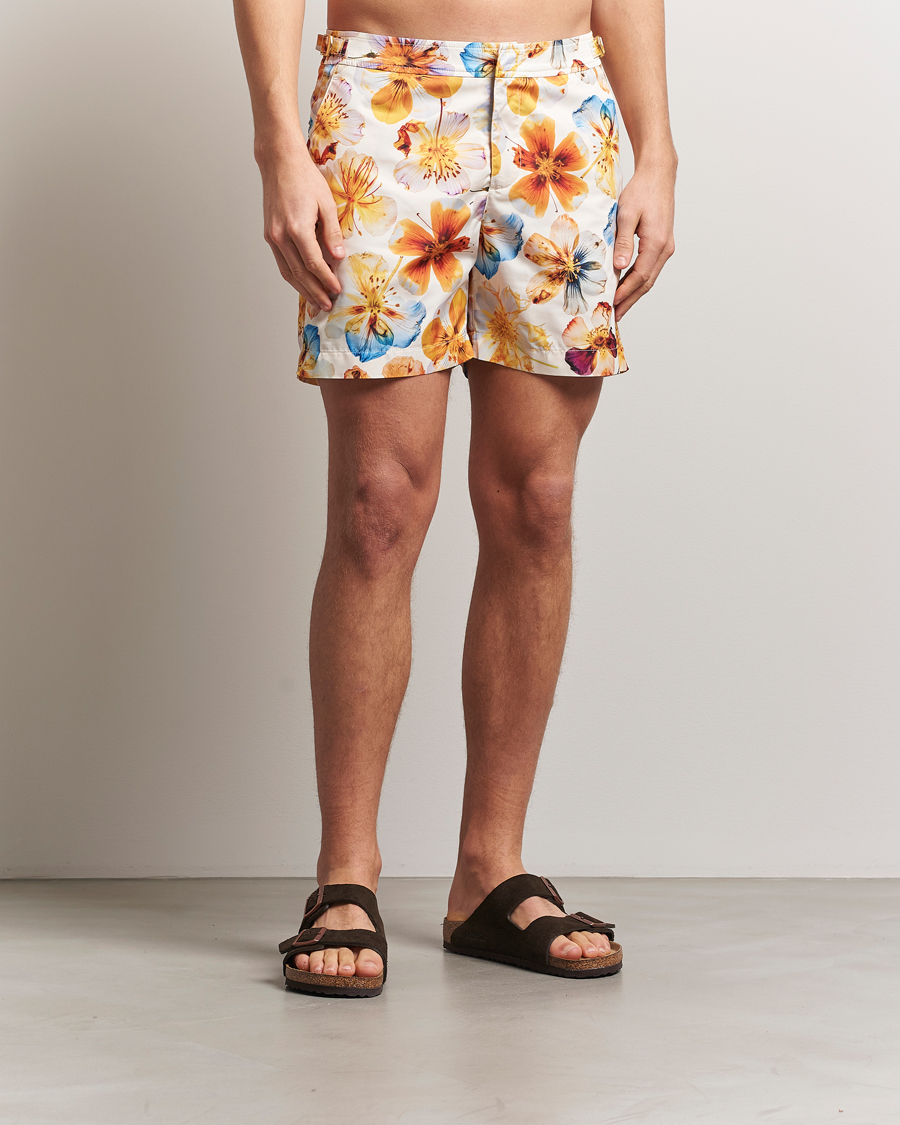 Herr | Badbyxor | Orlebar Brown | Bulldog Oshibana Printed Swimshorts White Sand