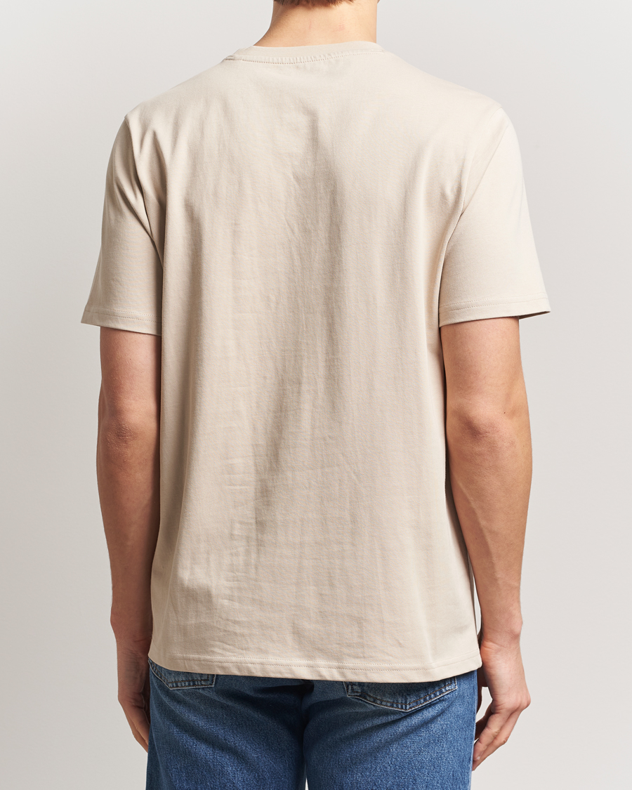 Herr | T-Shirts | KnowledgeCotton Apparel | Loake Badge T-Shirt Beige