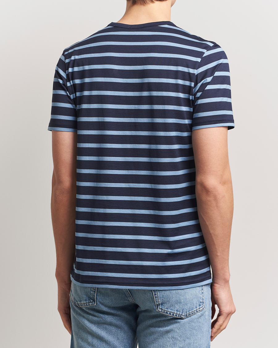 Herr | T-Shirts | Sunspel | Striped Crew Neck Q82 Cotton T-Shirt Navy/Como Blue