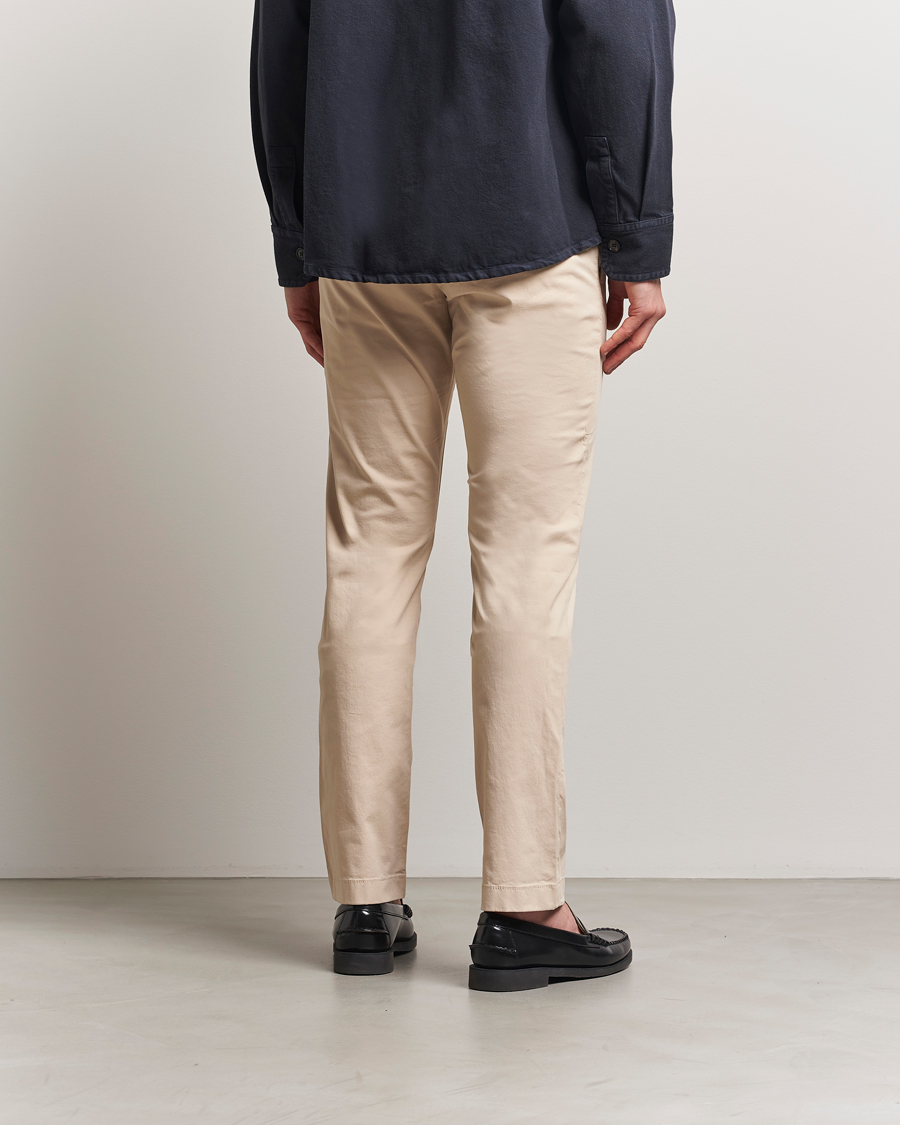 Herr | Byxor | Jacob Cohën | Bobby Cotton Gabardine Chinos Beige