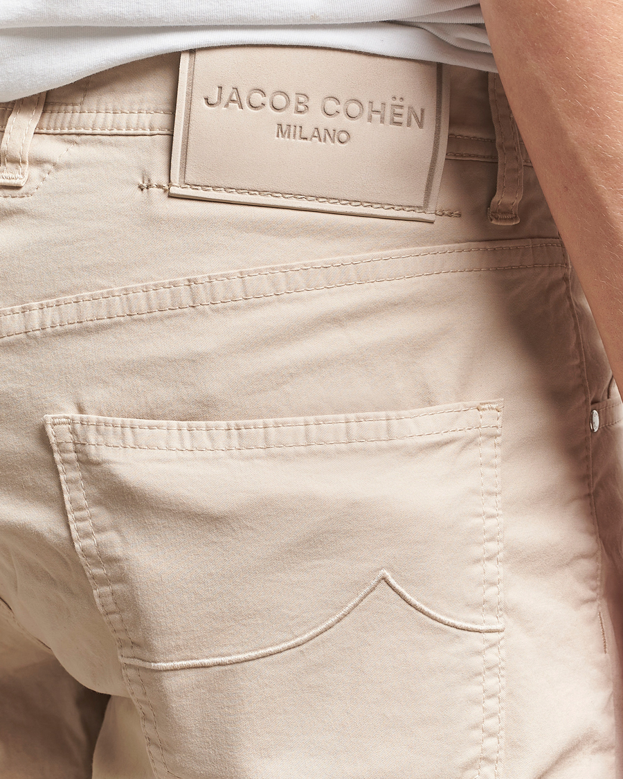 Herr | Shorts | Jacob Cohën | Nicolas Cotton Gabardine Shorts Beige