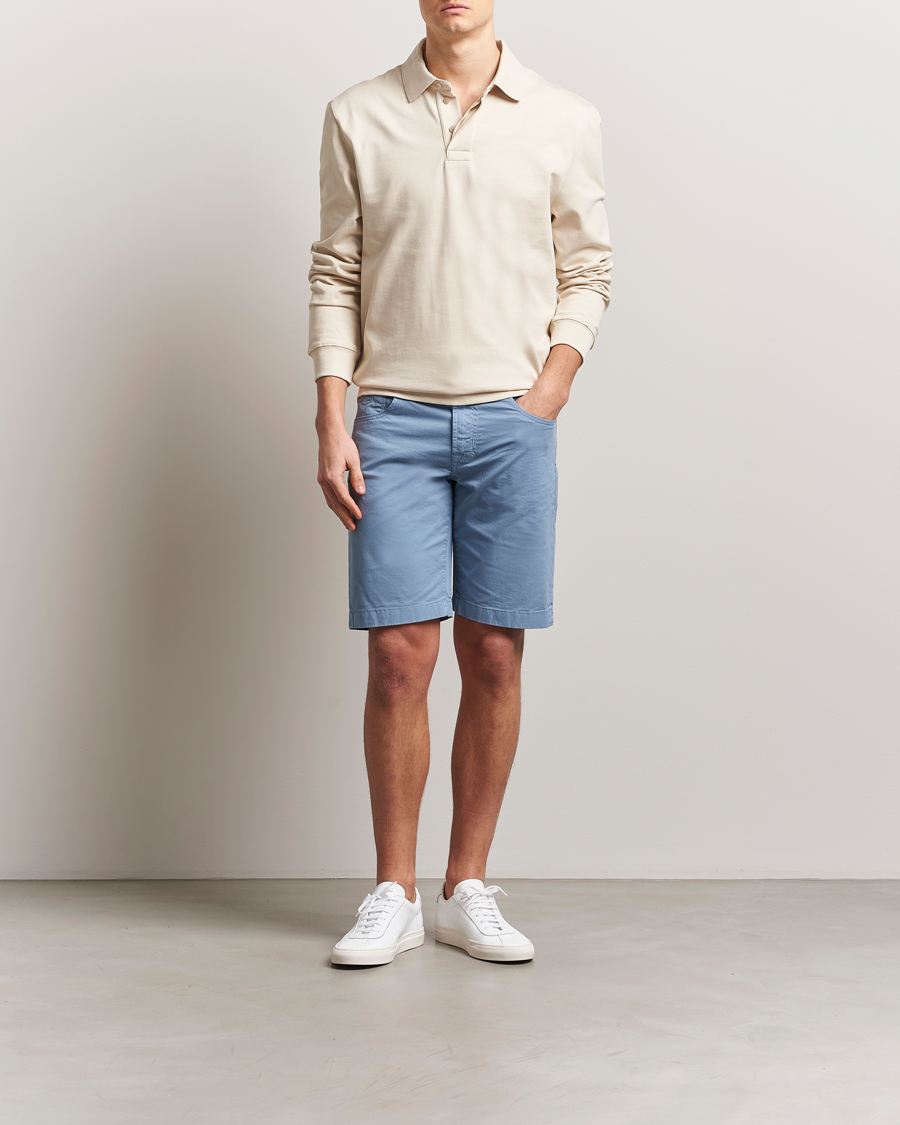 Herr | Shorts | Jacob Cohën | Nicolas Cotton Gabardine Shorts Light Blue