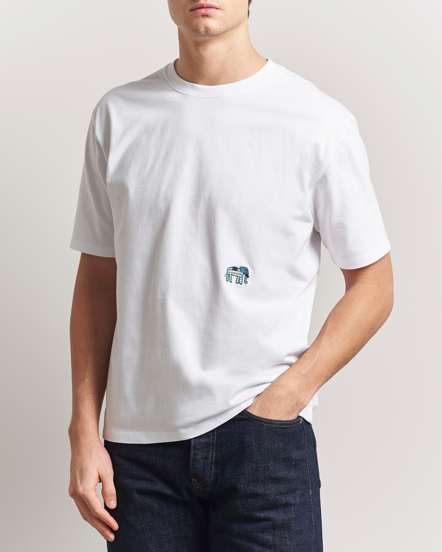 Herr | T-Shirts | Drake's | Elephant Graphic Print Hiking T-Shirt Ecru