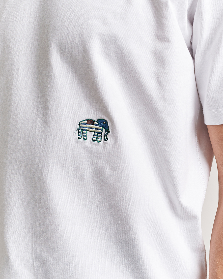 Herr | T-Shirts | Drake's | Elephant Graphic Print Hiking T-Shirt Ecru