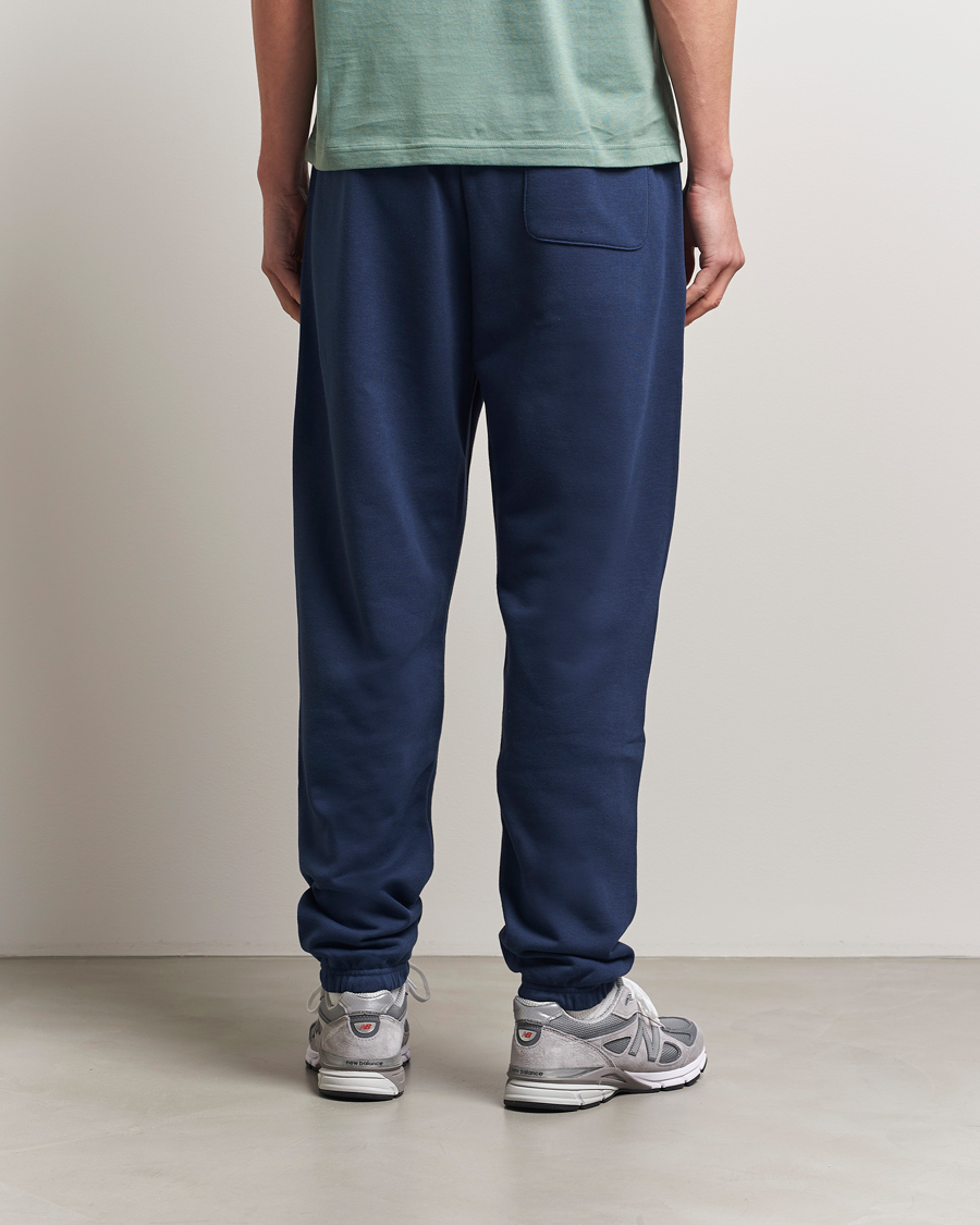 Herr | Byxor | New Balance | Essentials French Terry Joggers Navy