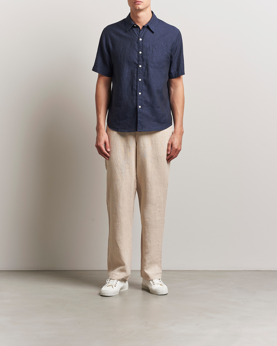 Herr | Skjortor | Colorful Standard | Garment Dyed Linen Short Sleeve Shirt Navy Blue
