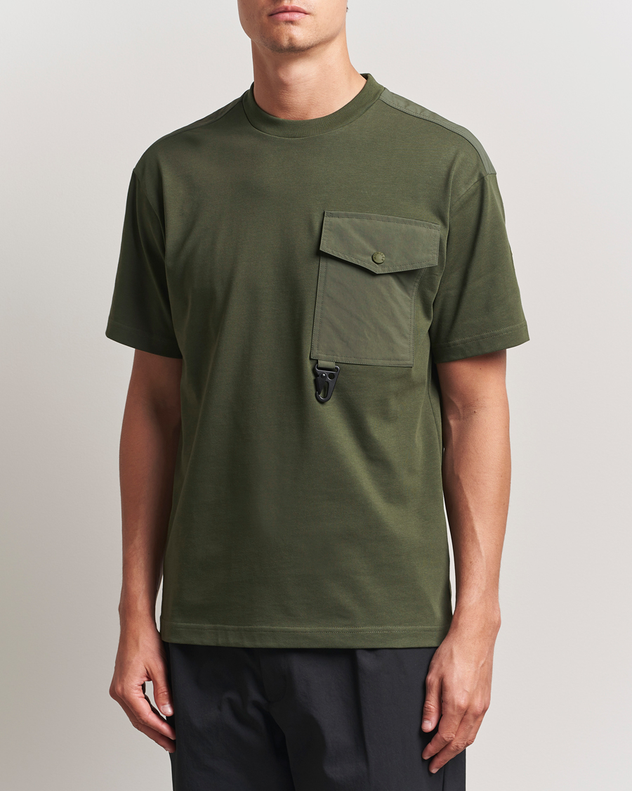Herr | T-Shirts | Moncler Grenoble | Utility Pocket T-Shirt Military