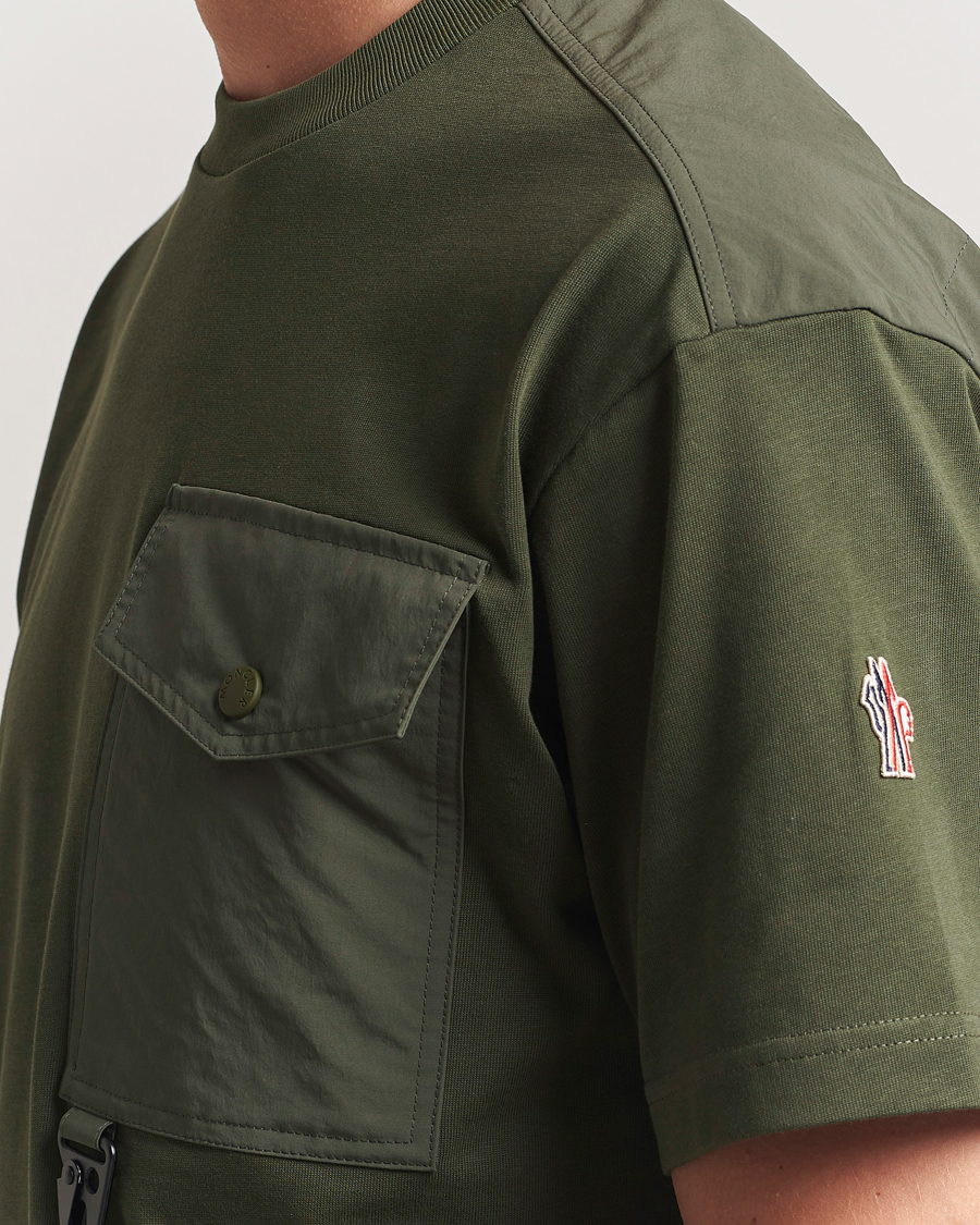 Herr | T-Shirts | Moncler Grenoble | Utility Pocket T-Shirt Military