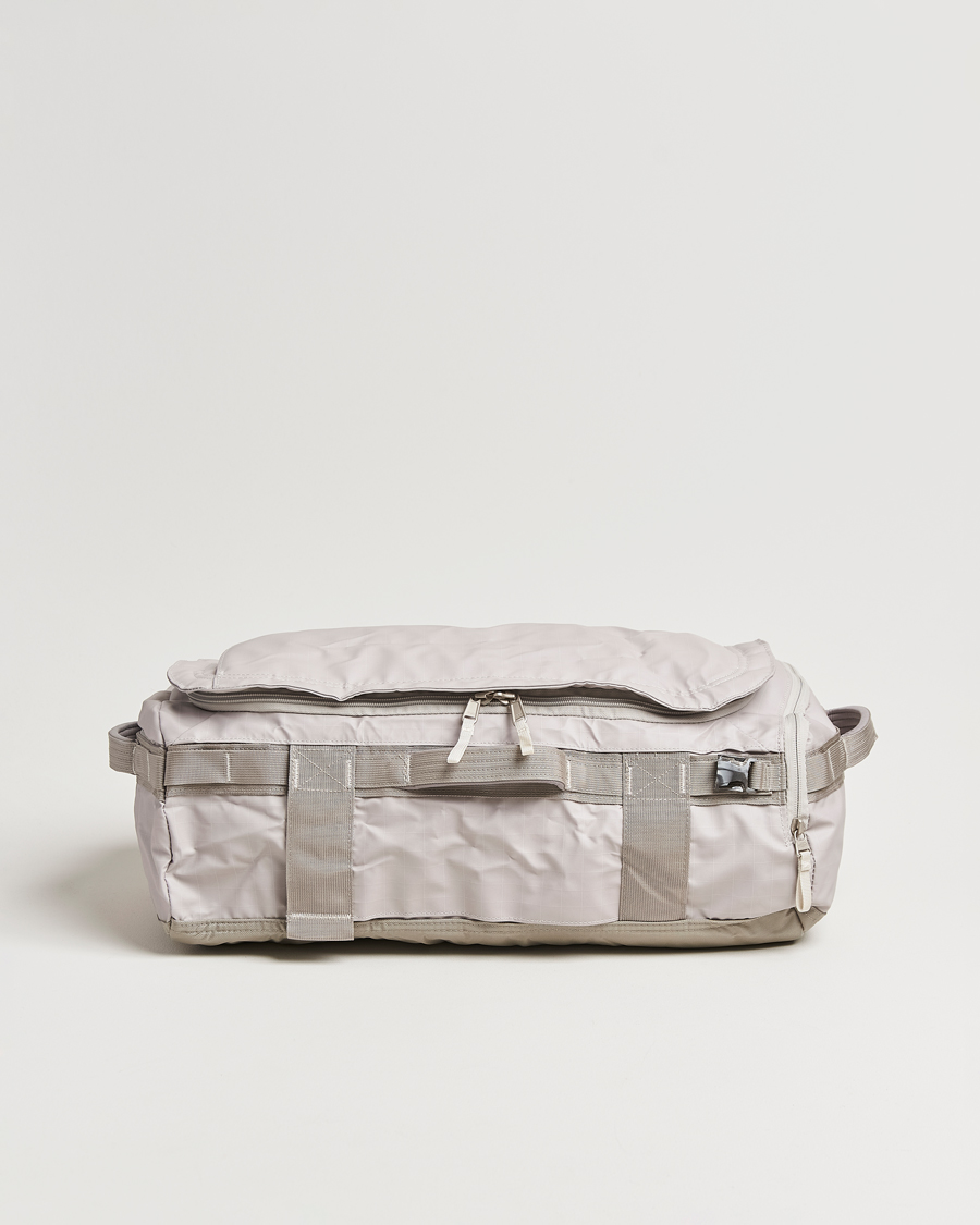 Herr | Väskor | The North Face | Base Camp Voyager Duffel 32L Soapstone
