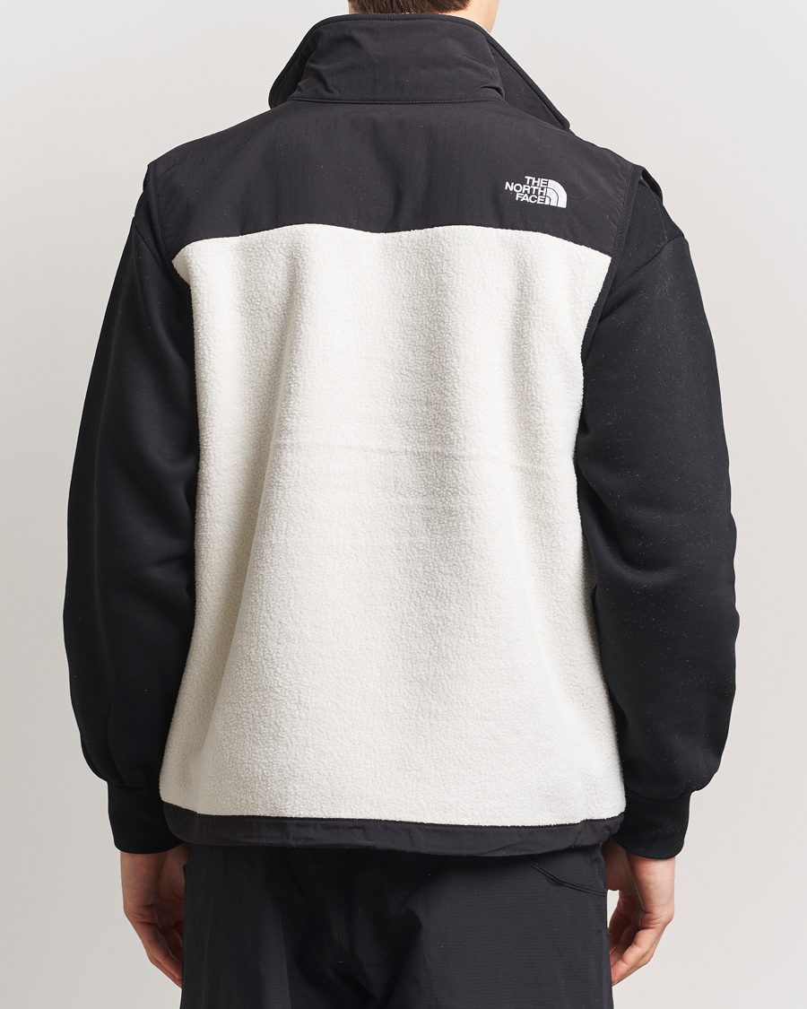 Herr | Västar | The North Face | Retro Denali Vest White Dune/Black