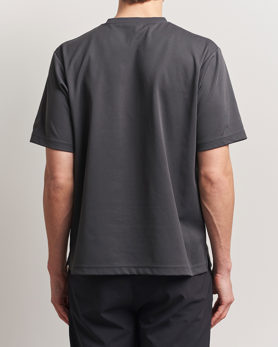 Herr | T-Shirts | Snow Peak | Insect Shield T-Shirt Charcoal