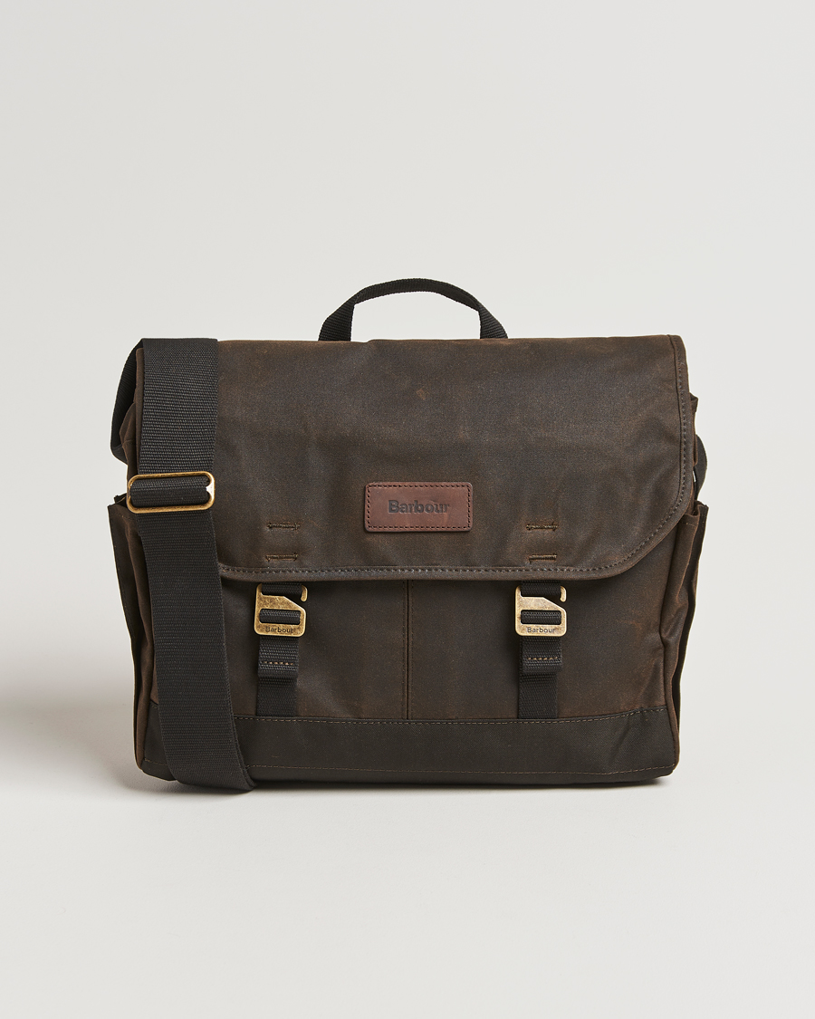 Herr | Barbour Lifestyle Essential Wax Messenger Bag Olive | Barbour Lifestyle | Essential Wax Messenger Bag Olive