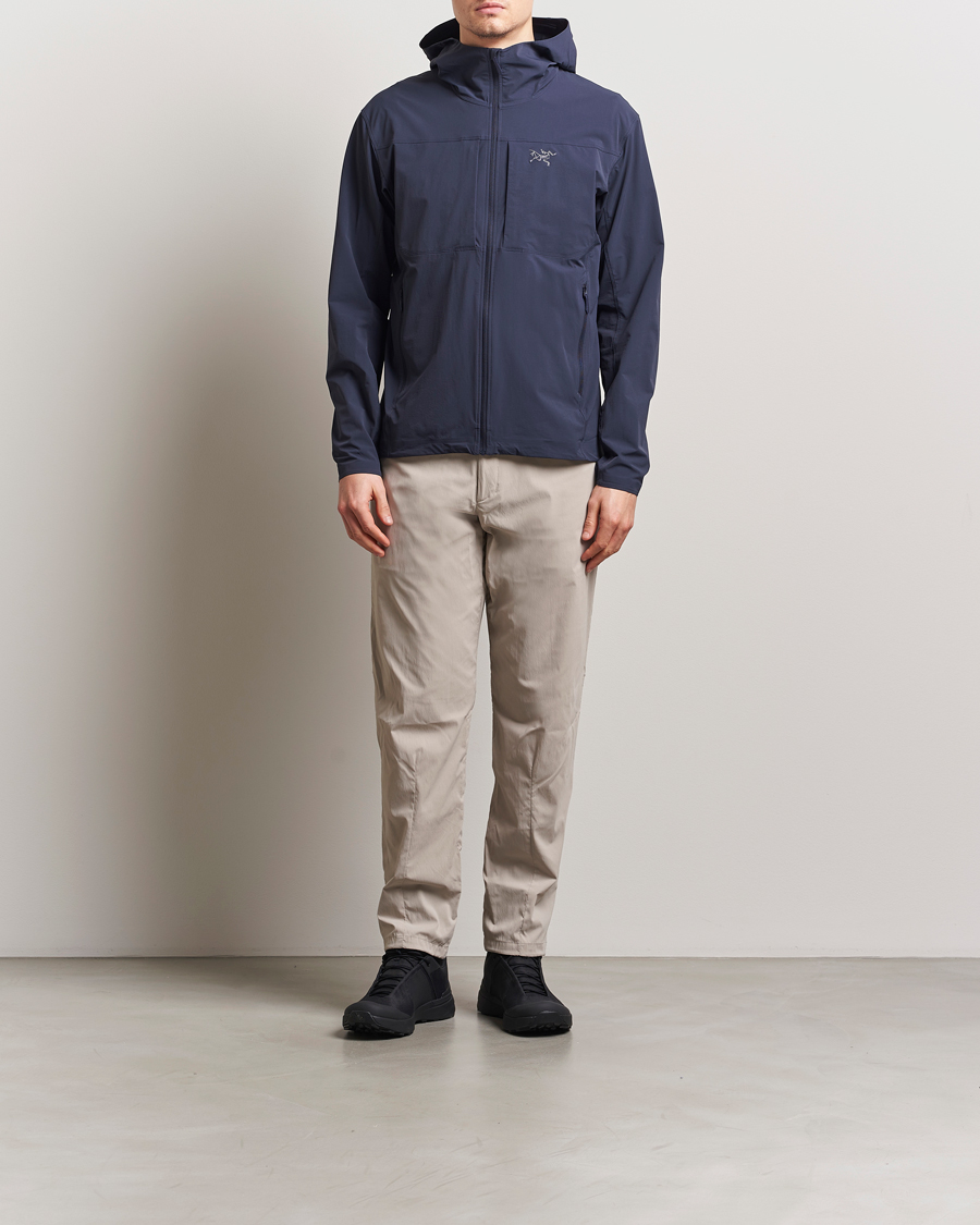 Herr | Jackor | Arc'teryx | Gamma Lightweight Softshell Hooded Jacket Black Sapphire