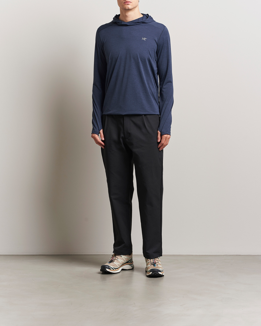 Herr | Tröjor | Arc'teryx | Cormac Hoodie Black Sapphire Heather