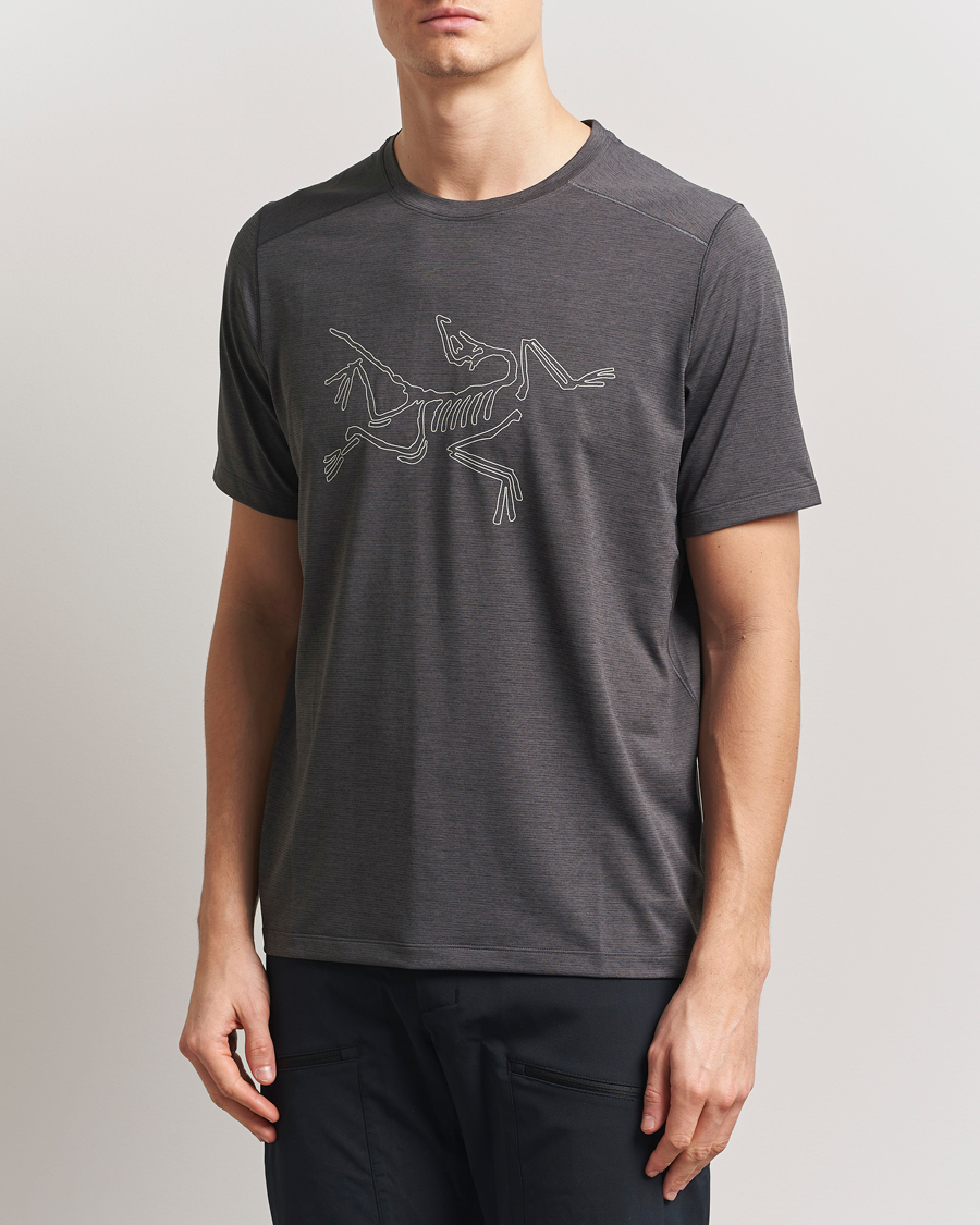 Herr | T-Shirts | Arc'teryx | Cormac Bird Logo Crew Neck T-Shirt Black Heather