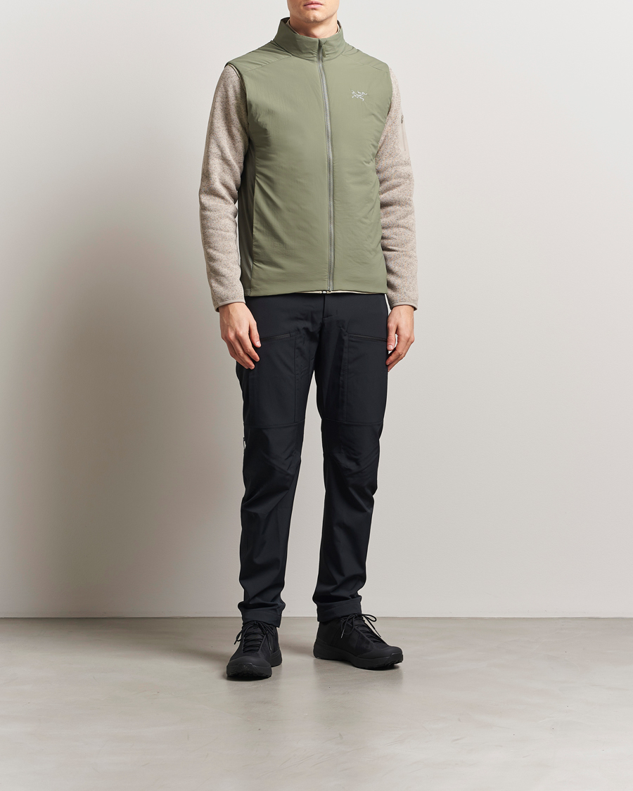 Herr | Västar | Arc'teryx | Atom Lightweight Vest Forage