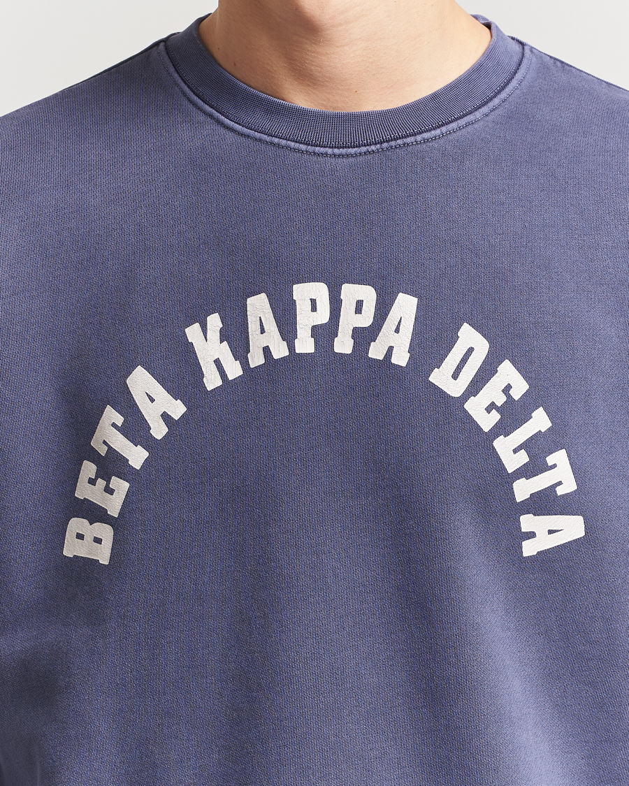 Herr | Tröjor | GANT 240 Mulberry Street | Graphic Crew Neck Sweatshirt Dusty Blue Sea