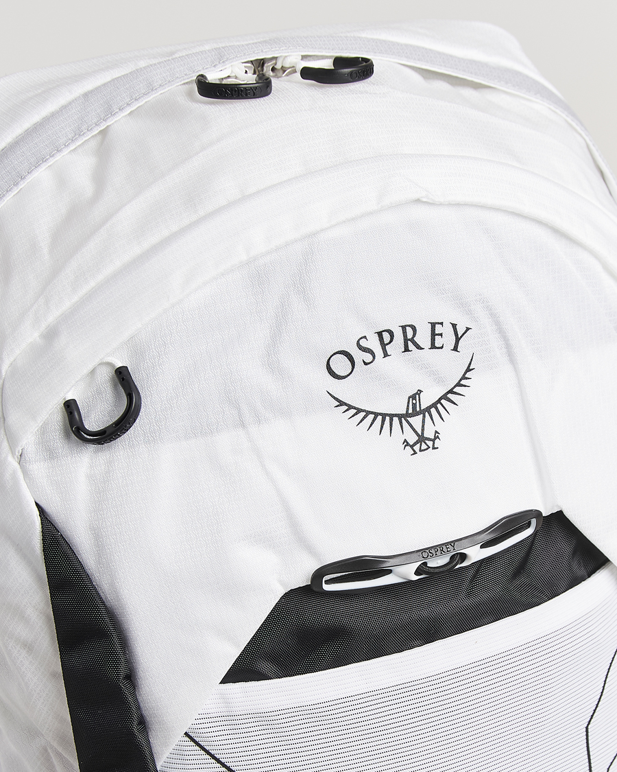 Herr | Väskor | Osprey | Talon 22 White/Black