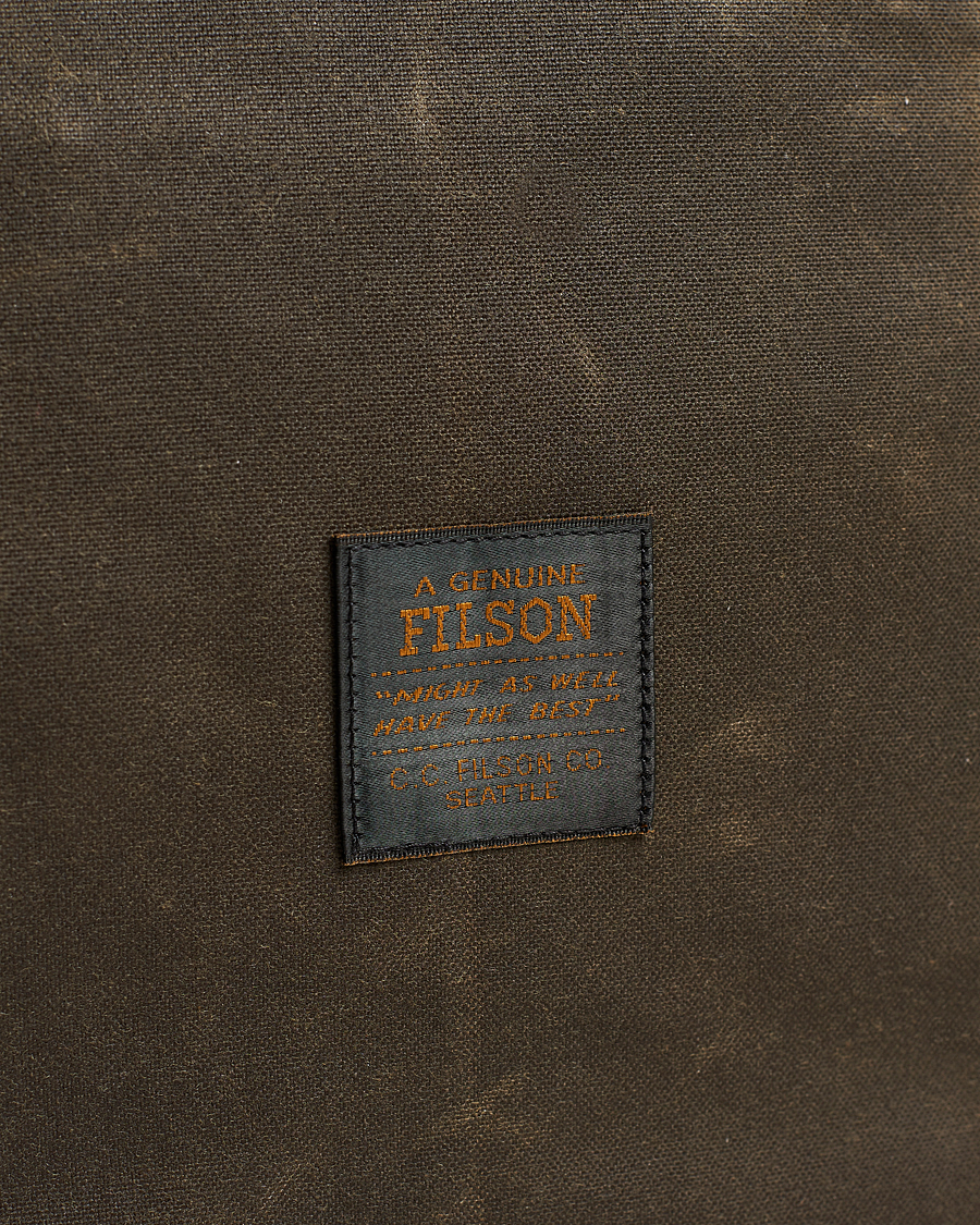 Herr | Väskor | Filson | Tin Cloth Medium Duffle Otter Green