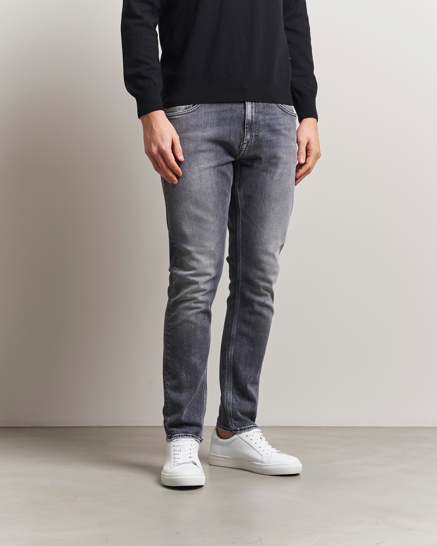 Herr | Jeans | Tiger of Sweden | Pistolero Stretch Cotton Jeans Washed Black