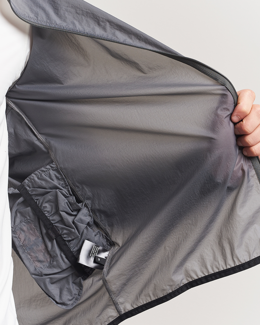 Herr | Jackor | District Vision | Ultralight Water Repellent Jacket Charcoal
