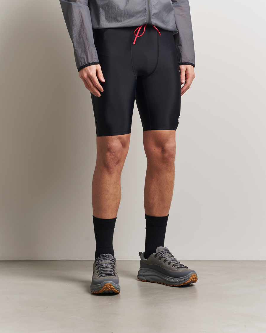 Herr | Shorts | District Vision | 9 Inch Recycled Half Tights Black