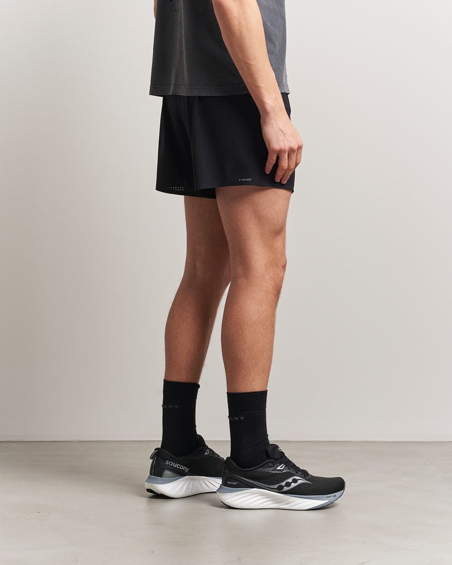 Herr | Sneakers | Saucony | Triumph 22 Black/White