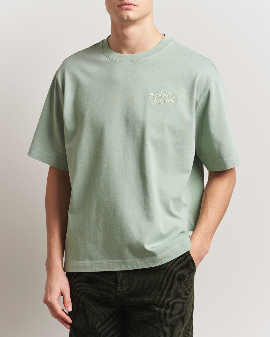 Herr | T-Shirts | Maison Kitsuné | Handwriting Embroidery T-Shirt Vert De Gris