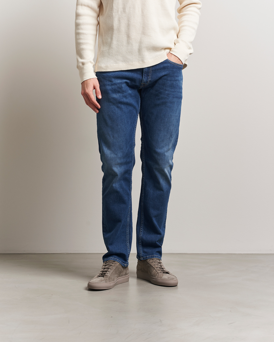 Herr | Sneakers | Common Projects | Original Achilles Suede Sneaker Taupe