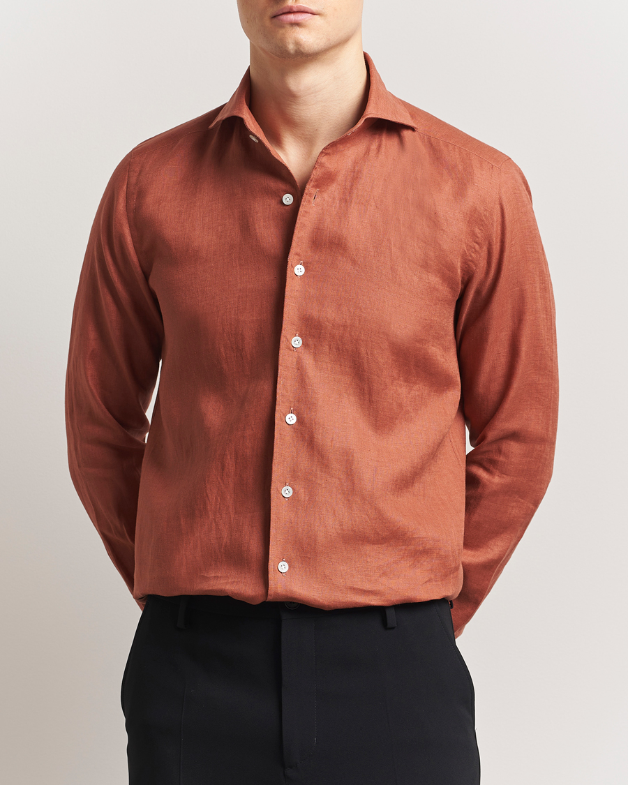 Herr | Skjortor | 100Hands | Cut Away Linen Shirt Rust