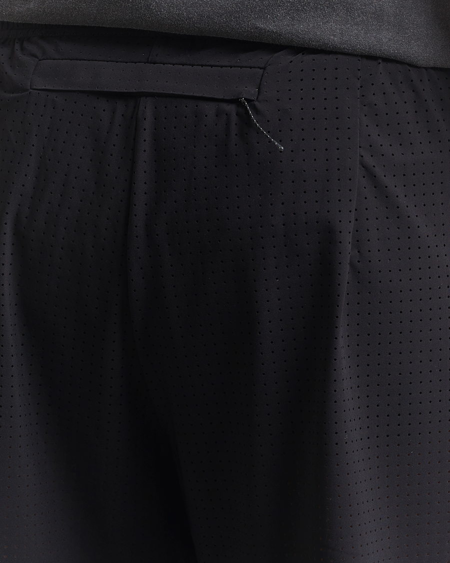 Herr | Shorts | Satisfy | Space-O 5 Inch Shorts Black