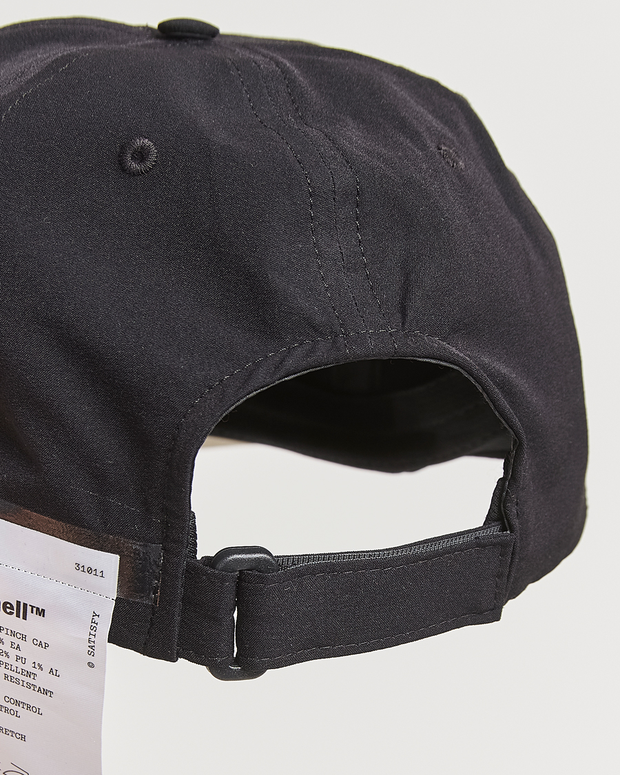 Herr | Hattar & kepsar | Satisfy | PeaceShell 5-Panel Cap Black