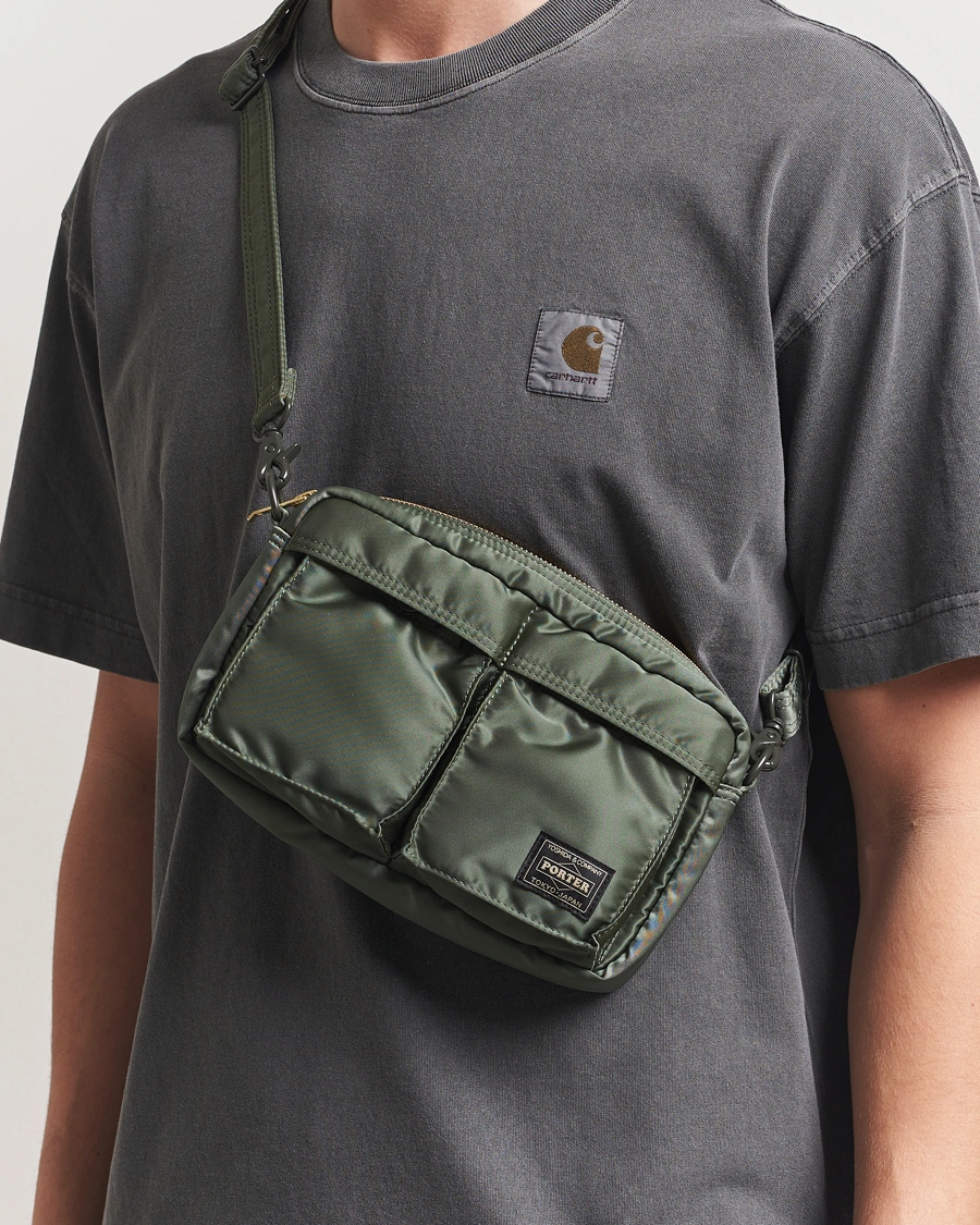 Herr | Väskor | Porter-Yoshida & Co. | New Tanker Sling Bag Sage Green