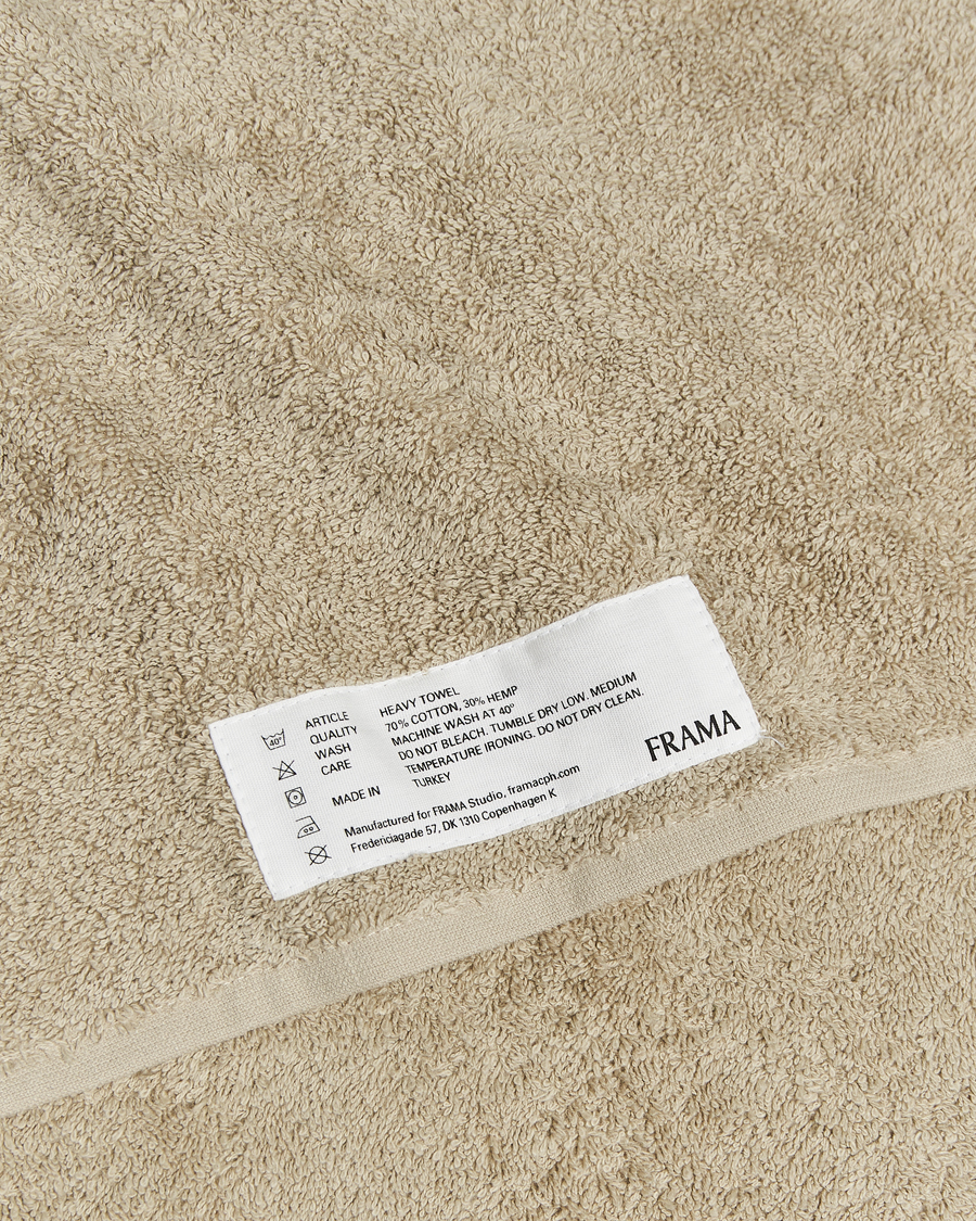 Herr | Textilier | Frama | Heavy Bath Towel 70x140cm Sage Green