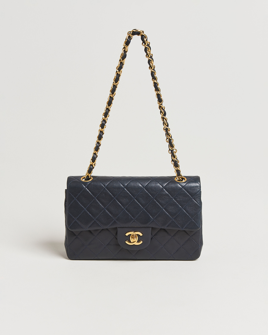 Herr | Gifts for Her | Chanel Pre-Owned | Classic Small Double Flap Bag Lambskin Navy