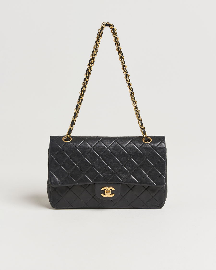 Herr | Chanel Pre-Owned Classic Medium Double Flap Bag Lambskin Black | Chanel Pre-Owned | Classic Medium Double Flap Bag Lambskin Black