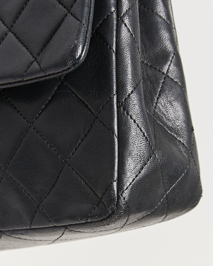 Herr | Chanel Pre-Owned Classic Medium Double Flap Bag Lambskin Black | Chanel Pre-Owned | Classic Medium Double Flap Bag Lambskin Black