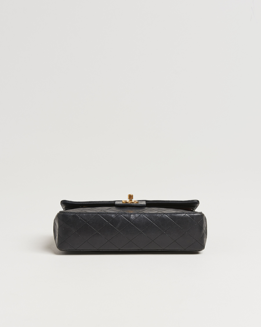 Herr | Chanel Pre-Owned Classic Medium Double Flap Bag Lambskin Black | Chanel Pre-Owned | Classic Medium Double Flap Bag Lambskin Black