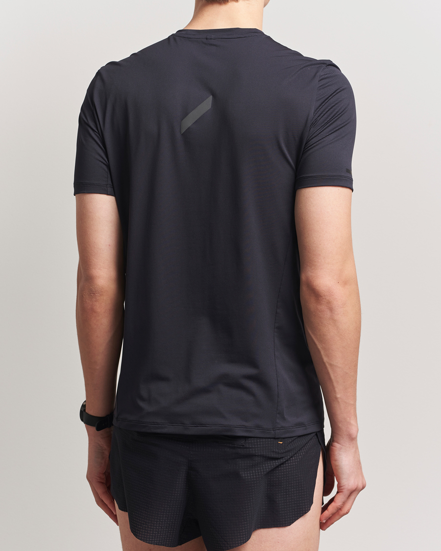 Herr | T-Shirts | SOAR Running | Tech Tee Black