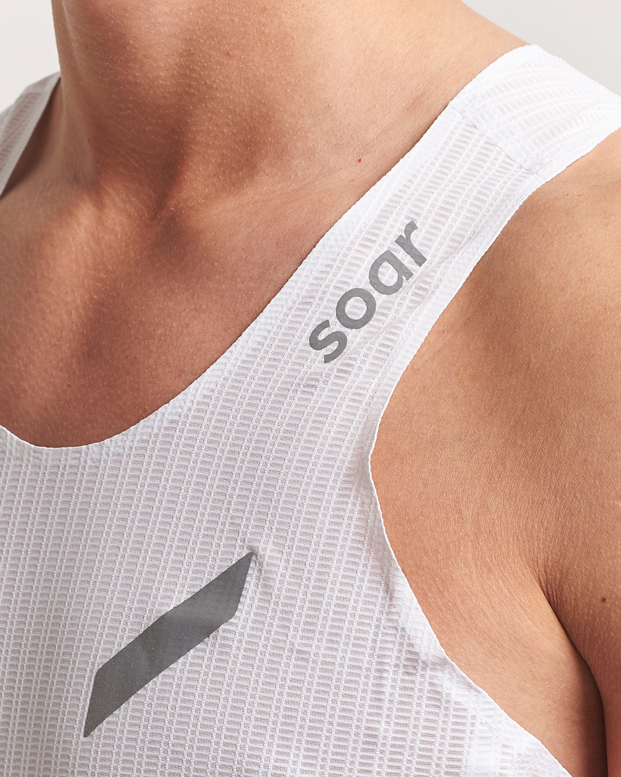 Herr | T-Shirts | SOAR Running | Race Vest White