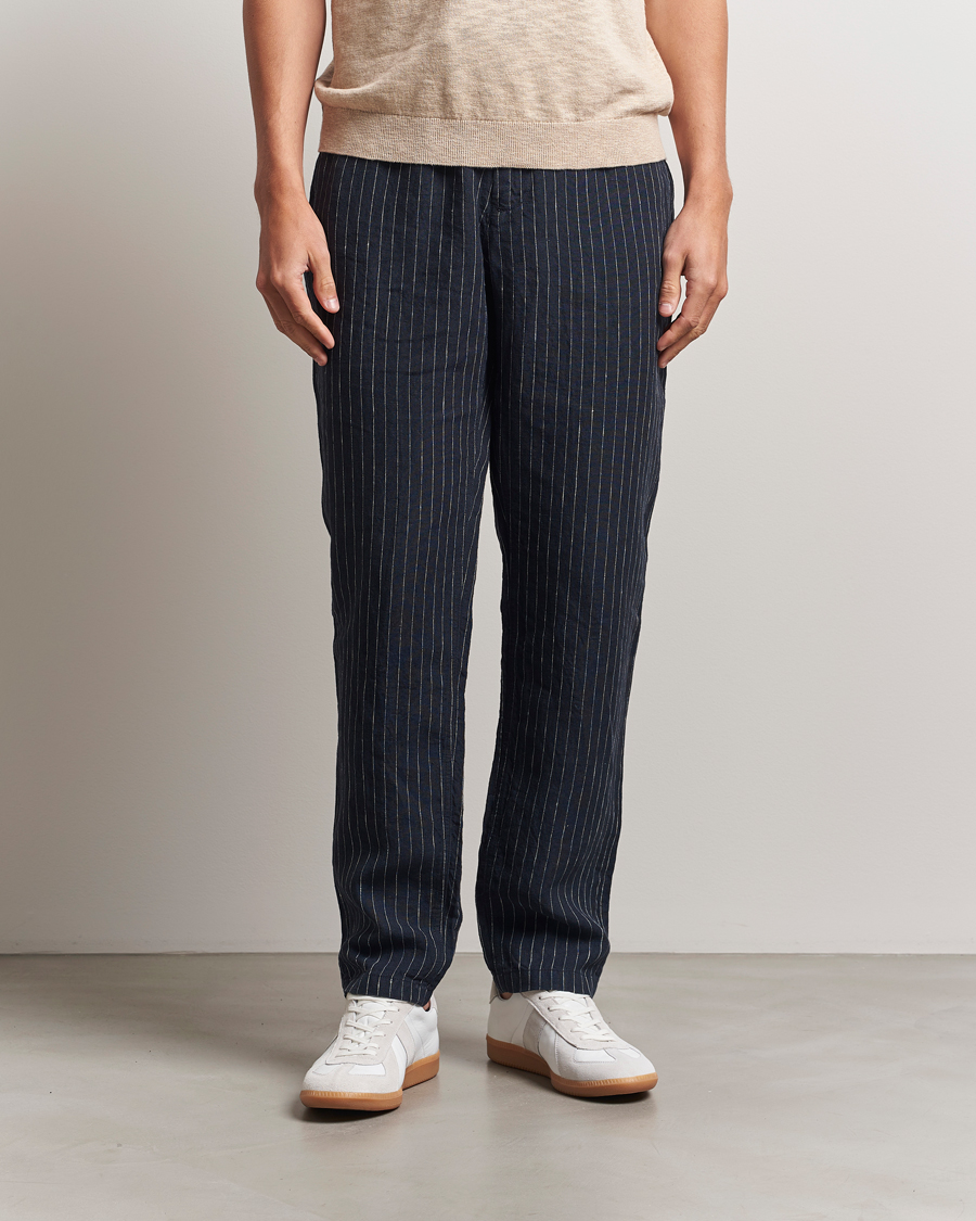 Herr | Byxor | GANT | Relaxed Fit Linen Pinstriped Trousers Darkened Navy