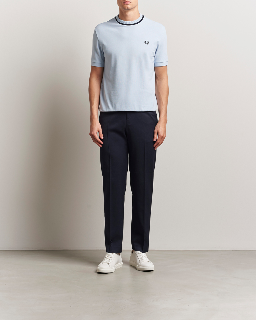 Herr | T-Shirts | Fred Perry | Pique Crew Neck T-Shirt Light Smoke