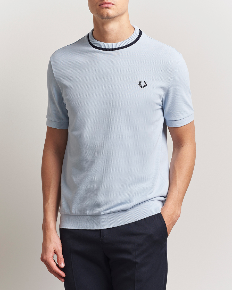 Herr | T-Shirts | Fred Perry | Pique Crew Neck T-Shirt Light Smoke