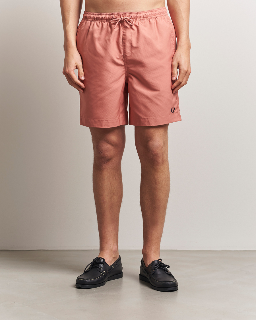 Herr | Badbyxor | Fred Perry | Classic Swimshorts Pink