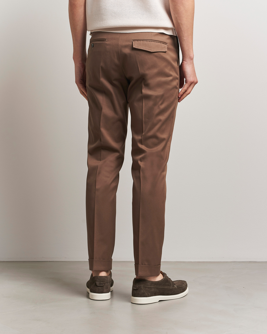 Herr | Byxor | Tiger of Sweden | Tenuta Pleated Cotton Trousers Warm Brown
