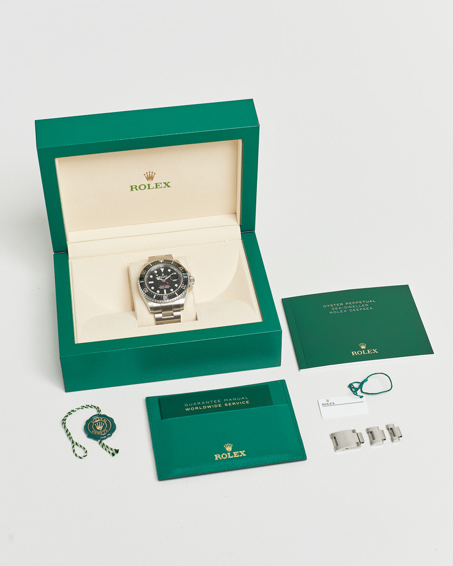 Herr | Rolex Pre-Owned Sea-Dweller | Rolex Pre-Owned | Sea-Dweller