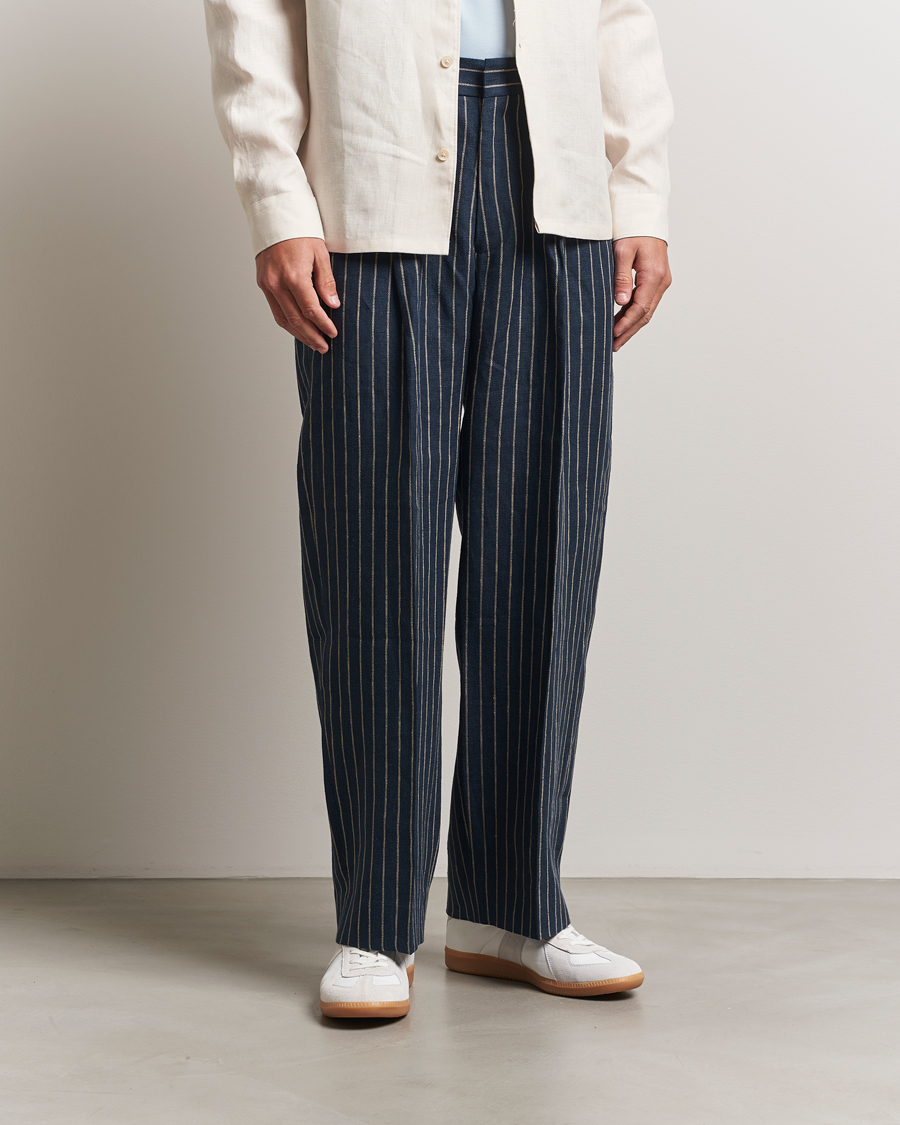 Herr | Byxor | NN07 | Kay Linen Pinstriped Trousers Navy Blue