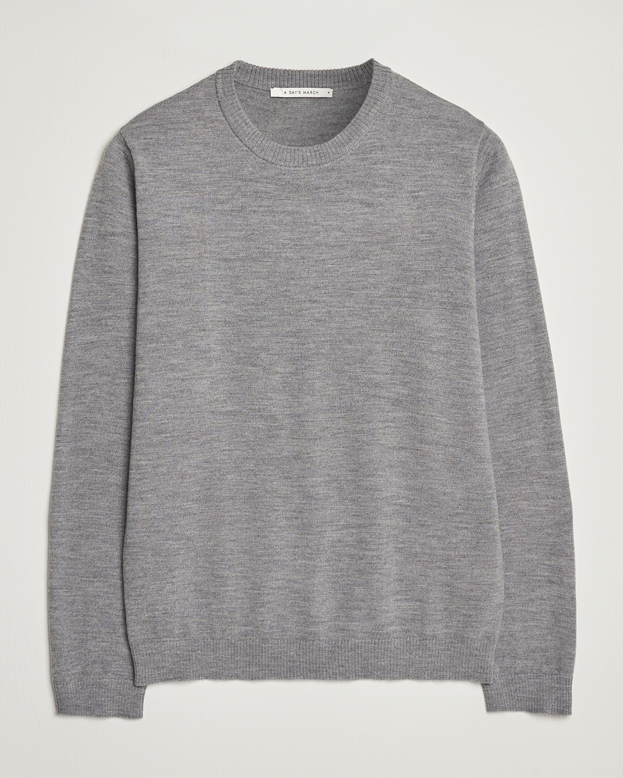 Herr | Tröjor | A Day's March | Álagon Merino Crew Grey
